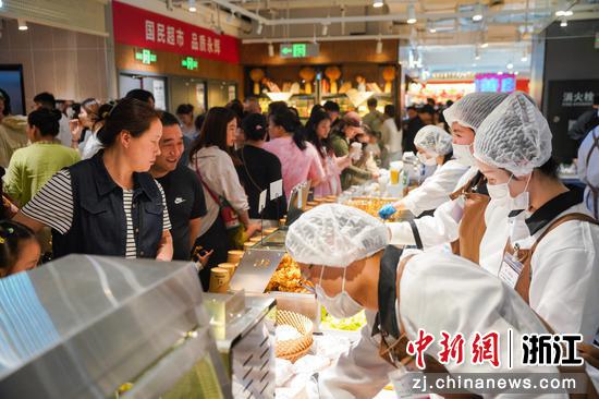 永辉超市杭州西田城店。永辉超市供图