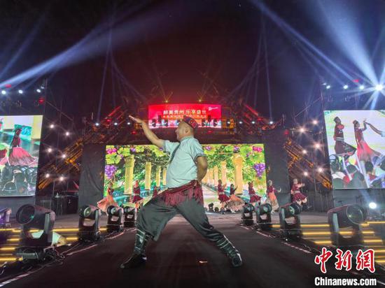 图为活动现场。中新网记者张伟 摄 图为活动现场。中新网记者张伟 摄