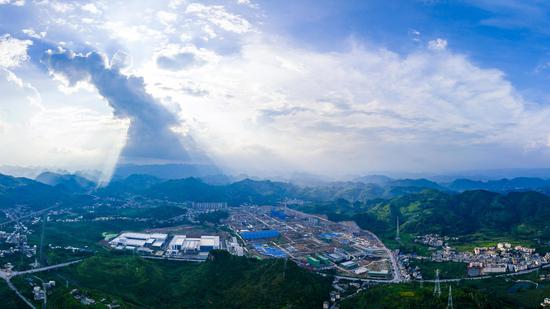 图为:美锦六枝“煤-焦-氢”项目。王飞 摄 图为:美锦六枝“煤-焦-氢”项目。王飞 摄