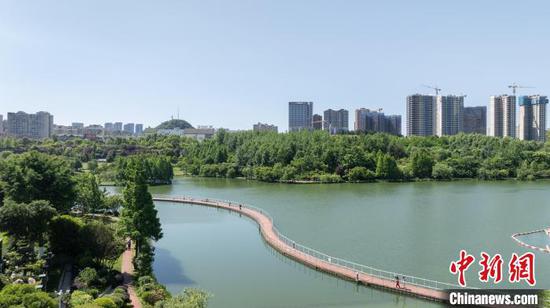 航拍阅山湖公园生态美。唐哲 摄 航拍阅山湖公园生态美。唐哲 摄