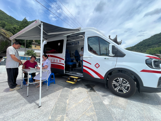 “智慧流动医院”服务山区群众 “智慧流动医院”服务山区群众