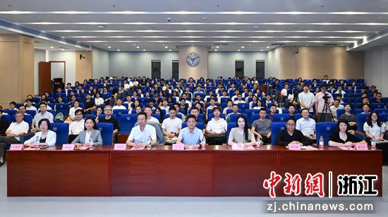 图为:活动现场。中新社发 蔡俊 摄