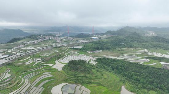 航拍龙里河大桥