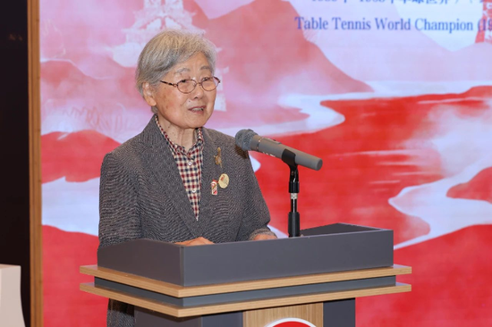 日本前乒乓球国手松崎君代致辞