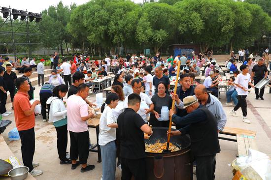 活动现场 黑峥嵘 摄 活动现场 黑峥嵘 摄