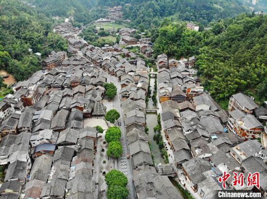 图为6月11日，航拍贵州肇兴侗寨。石小杰 摄