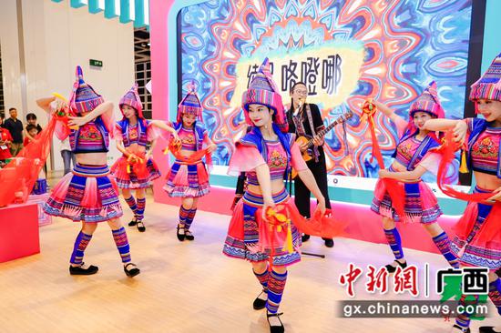 图为活动现场。主办方 供图 图为活动现场。主办方 供图