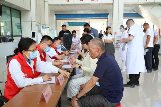 义诊现场 义诊现场