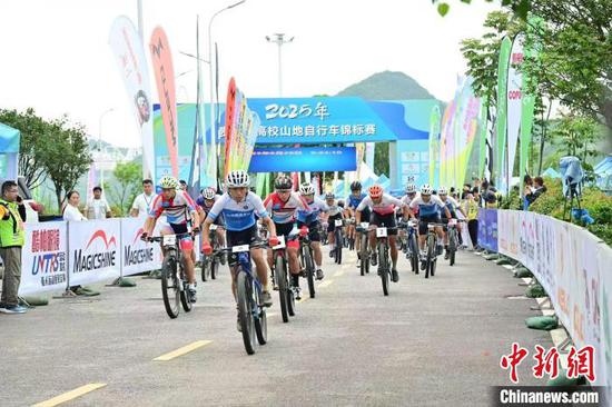 6月28日，比赛现场。 蒋世良 摄