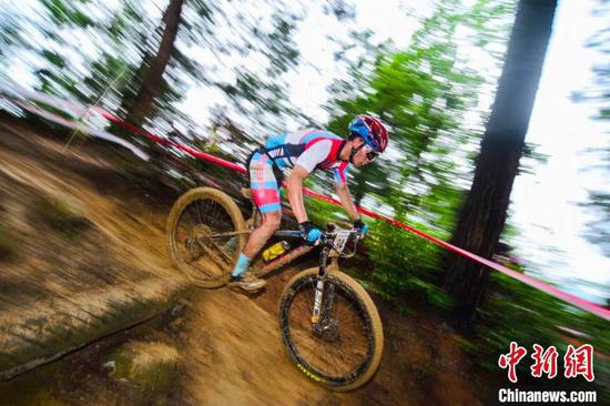 6月28日，比赛现场。 罗甲林 摄