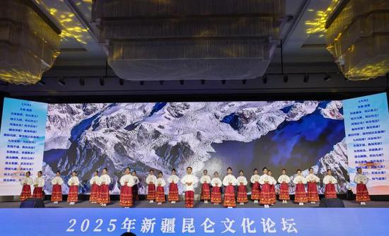 学生朗诵《天问》
。许晓龙 摄7