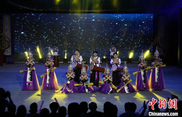 畲乡景宁牵手新疆新和：“云村晚”丰富民众精神生活