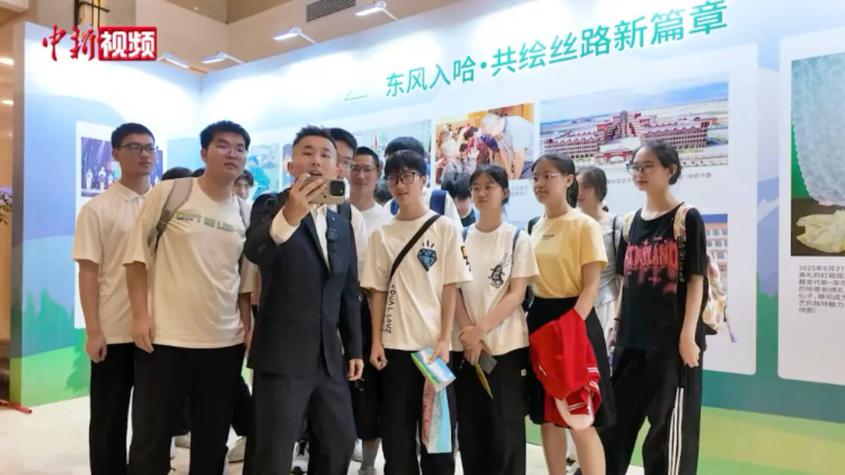 第十九届哈密瓜节全国推介会郑州站启动