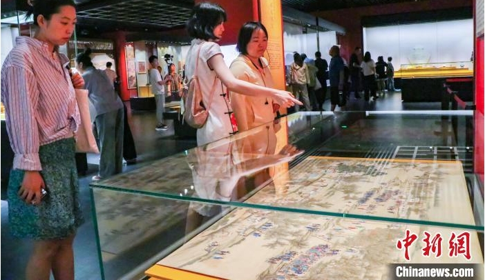 “故土新归：康雍乾时期新疆文物展”开幕