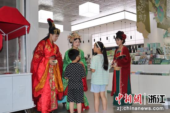7月12日，活动现场。倪佳艺 摄