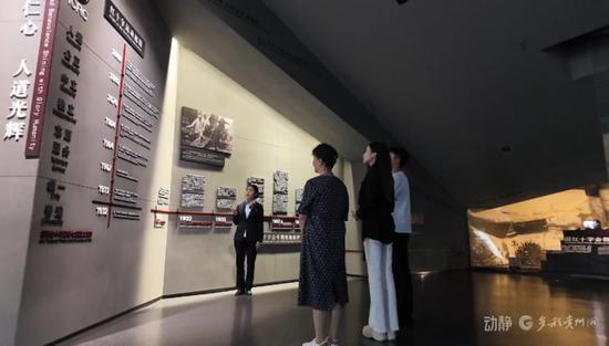 师生代表走进贵阳市图云关 师生代表走进贵阳市图云关