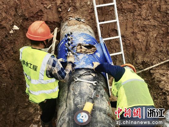 永康钱江水务安装公司人员施工现场。永康钱江水务 供图 永康钱江水务安装公司人员施工现场。永康钱江水务 供图