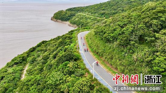 山海相映的赛道。浙江沪杭甬 供图