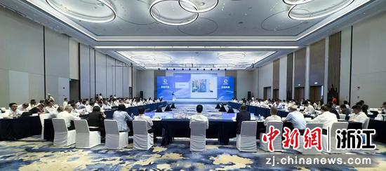 图为圆桌会现场。 主办方 供图 图为圆桌会现场。 主办方 供图