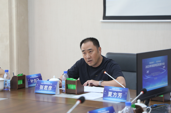 携程旅行华西区机场业务经理张君彦发言。阿的拉 摄f