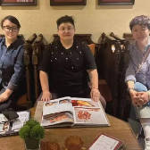 【丝路同心圆】三姐妹创业15年：成功的独家配方是卡瓦斯里的三颗同心