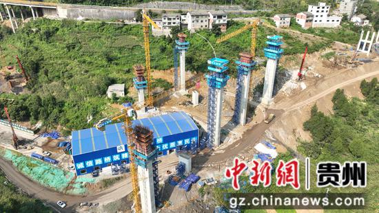 G212仁怀茅台至苍龙段公路建设项目施工现场