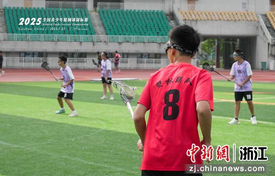 棍网球训练现场。双林镇供图 棍网球训练现场。双林镇供图