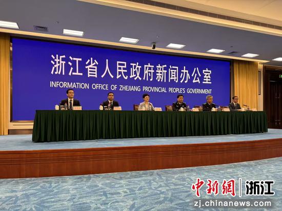 新闻发布会现场。李英洁 摄