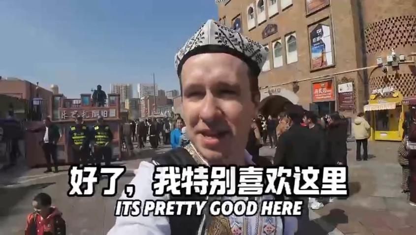 “跟西方宣传的完全相反”！这个英国小哥在新疆玩明白了