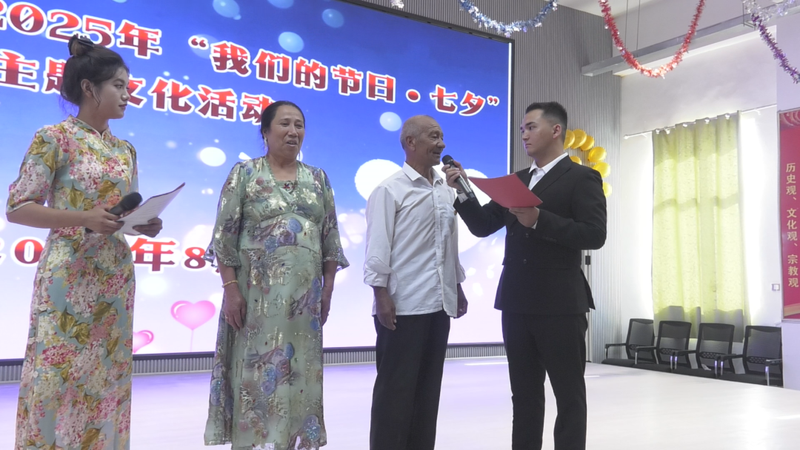 希重视死以劳模工匠为榜样