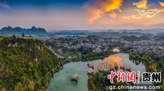 图为贵阳市花溪区青岩古镇。尹刚 摄 图为贵阳市花溪区青岩古镇。尹刚 摄