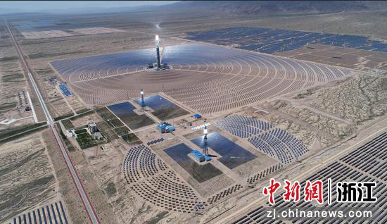 青海德令哈50MW光热发电项目。浙江安装 供图
