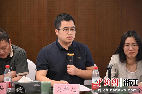 图为:与会者交流发言。中新社记者 王刚 摄 图为:与会者交流发言。中新社记者 王刚 摄