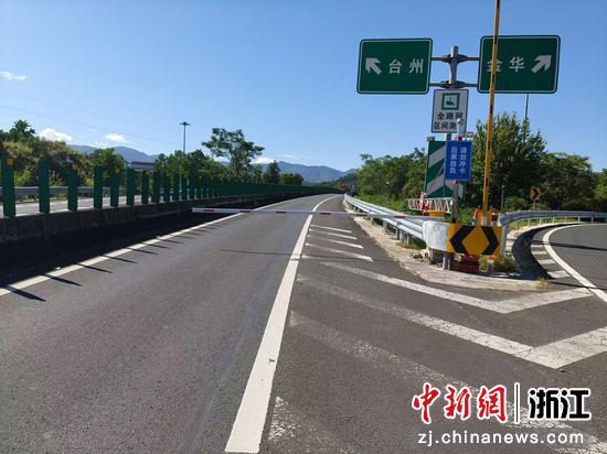 壶镇收费站防冲卡系统。浙江交通集团高速公路台州管理中心 供图 壶镇收费站防冲卡系统。浙江交通集团高速公路台州管理中心 供图