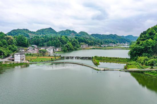 贵州省遵义市湄潭县大溪沟生态清洁型小流域治理成效。潘希来 摄 贵州省遵义市湄潭县大溪沟生态清洁型小流域治理成效。潘希来 摄