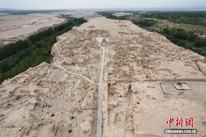 （砥砺奋进七十载 天山南北谱华章）新疆吐鲁番交河故城风光