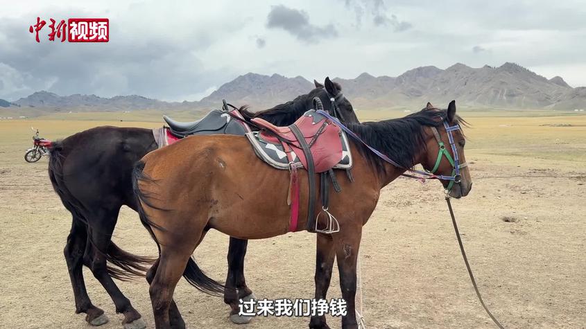 【砥砺奋进七十载 天山南北谱华章】“一年能多挣四五万” ！牧民阿衣达别克·比热依和他的“马上”新生活