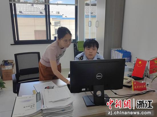 民用“三表”检查现场。王姗姗 供图 民用“三表”检查现场。王姗姗 供图