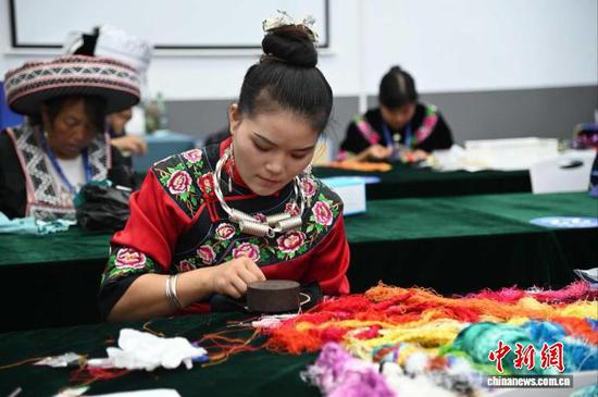 图为比赛现场。阙忠丹 摄 图为比赛现场。阙忠丹 摄