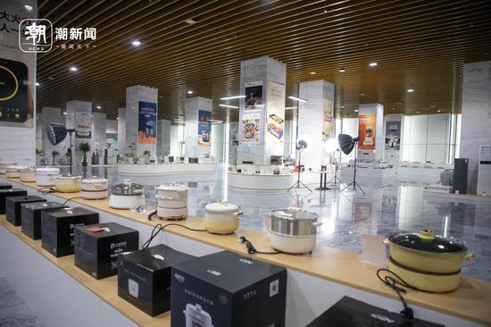 中国-东盟（凭祥）跨境电商中心。潮新闻记者 汪驰超 摄