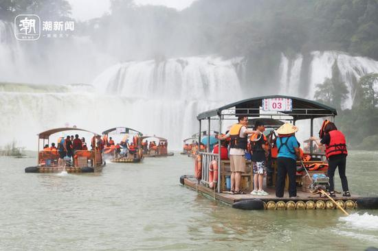 德天跨国瀑布。潮新闻记者 汪驰超 摄