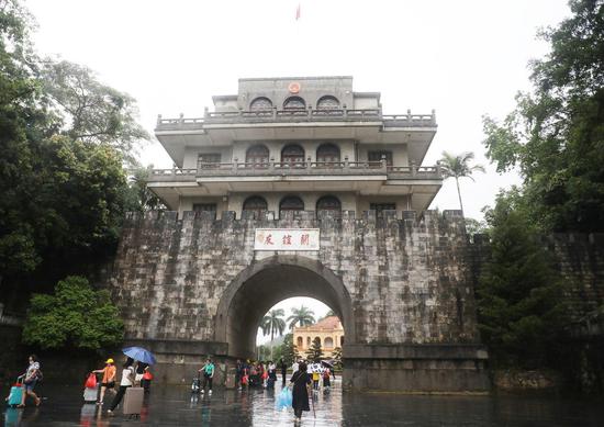 友谊关。潮新闻记者 汪驰超 摄