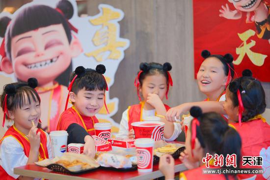 图为活动现场。(主办方供图) 图为活动现场。(主办方供图)