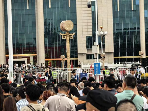 广西移动筑牢活动现场网络安全防线。杨旺诗 摄 广西移动筑牢活动现场网络安全防线。杨旺诗 摄