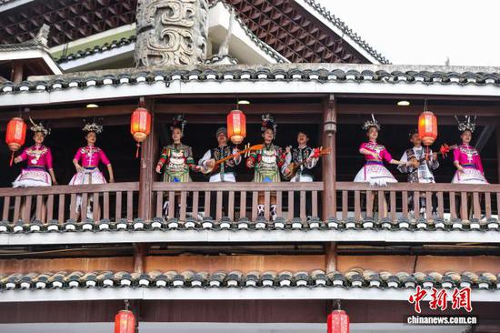 图为侗族大歌表演。中新社记者 瞿宏伦 摄