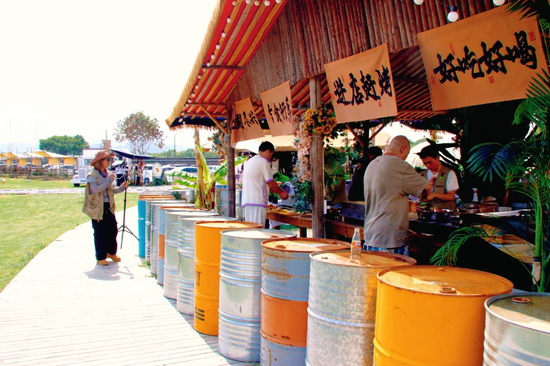 自助餐区域火力全开 自助餐区域火力全开