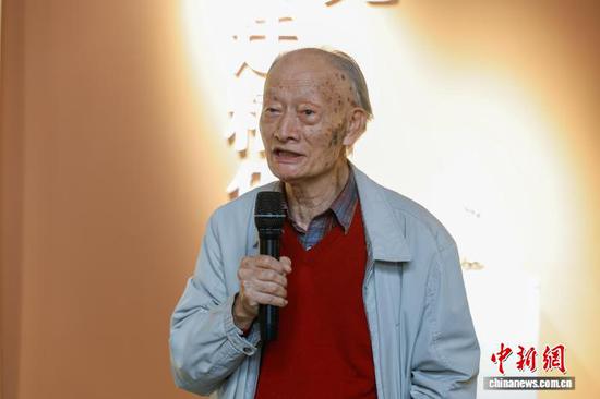 图为台湾摄影家庄灵。记者 瞿宏伦 摄 图为台湾摄影家庄灵。记者 瞿宏伦 摄