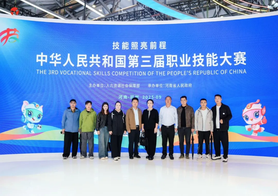 11b0c715f95fa0d301e67c2397b5f16a