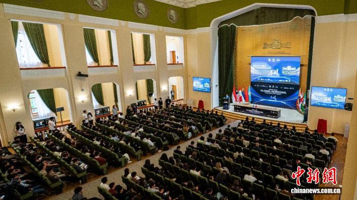 9月25日至27日,“一带一路”建筑类大学国际联盟2025年会议暨论坛在哈萨克斯坦召开。北京建筑大学供图 9月25日至27日,“一带一路”建筑类大学国际联盟2025年会议暨论坛在哈萨克斯坦召开。北京建筑大学供图