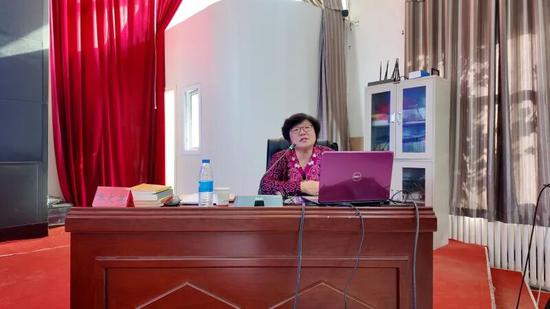 高昌区第二十二期 “火洲文物会说话” 文化润疆大讲堂。李双应 摄a